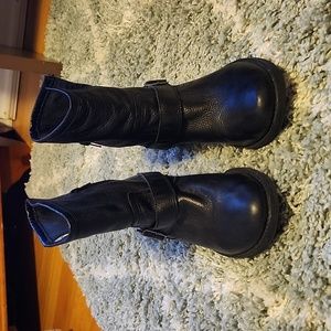 MIA black leather boots